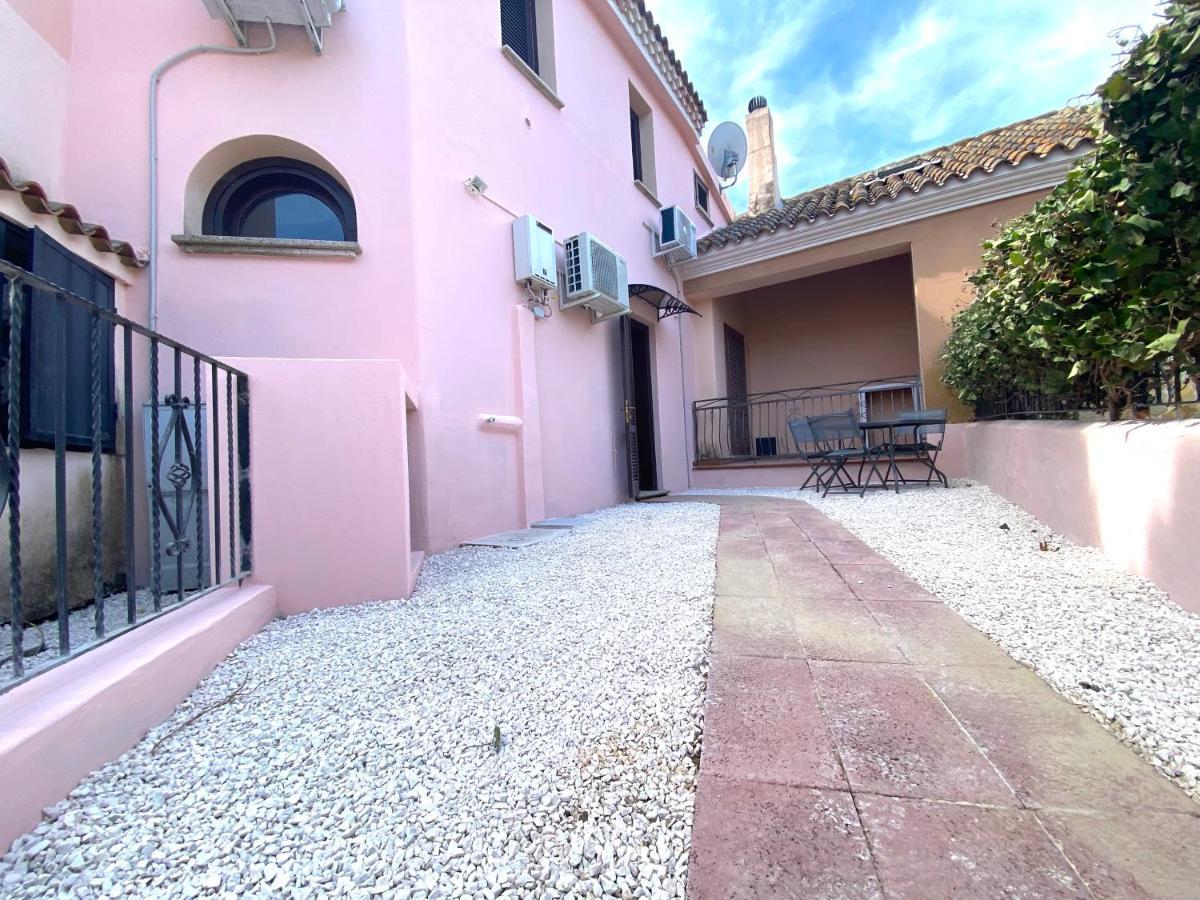 La Coccinella Al Mare Acomodação com café da manhã San Teodoro  Exterior foto