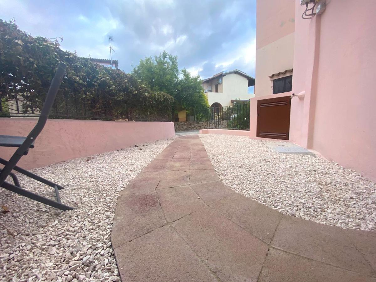 La Coccinella Al Mare Acomodação com café da manhã San Teodoro  Exterior foto
