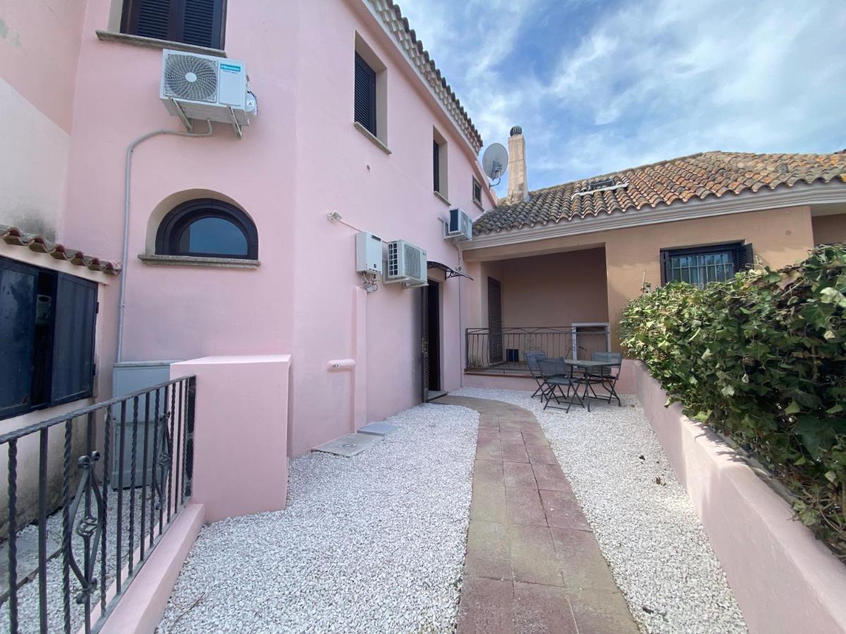 La Coccinella Al Mare Acomodação com café da manhã San Teodoro  Exterior foto