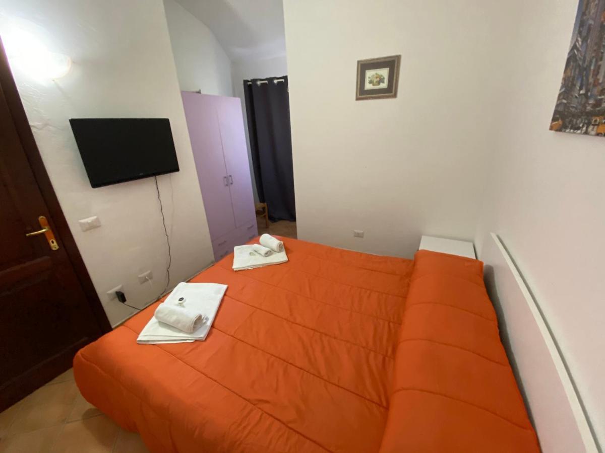 La Coccinella Al Mare Acomodação com café da manhã San Teodoro  Exterior foto
